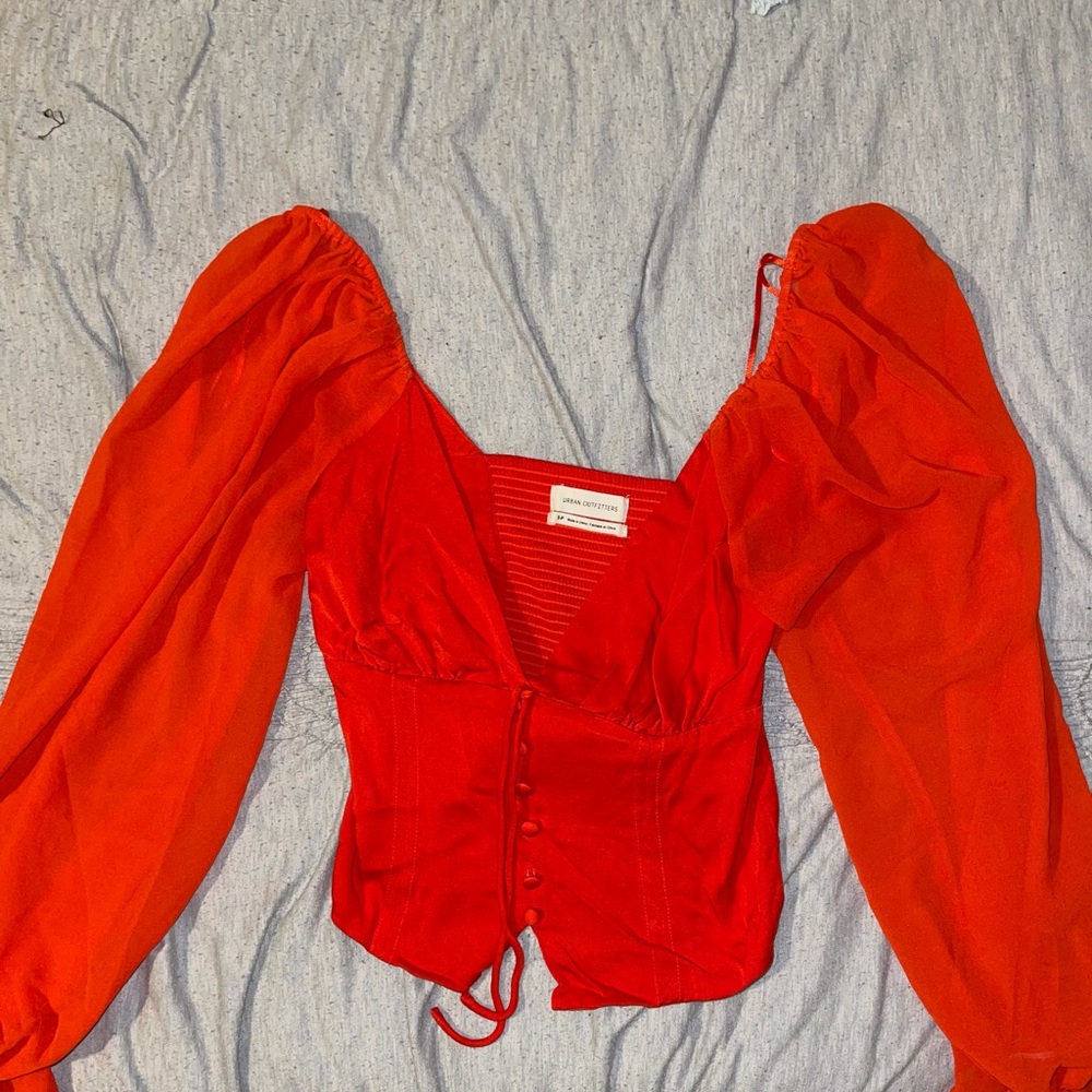 Red blouse - Picture 2 of 5